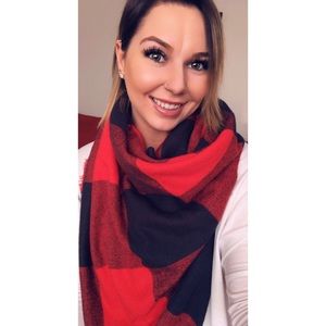 Meet your Posher, Jacqueline